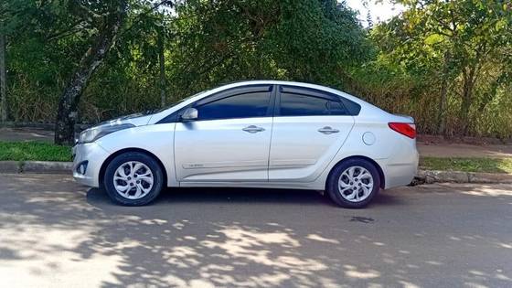 HYUNDAI HB20S 1.6 COMFORT STYLE 16V FLEX 4P MANUAL